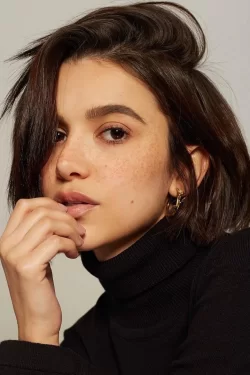 Manu Gavassi